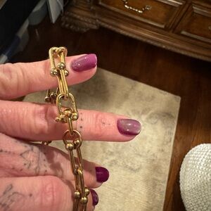 Elegant Gold Chain Bracelet